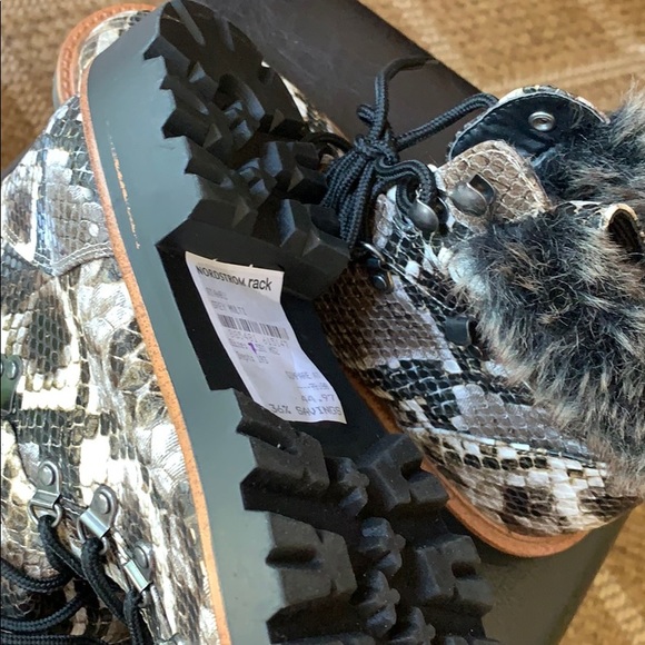 Report Boots - Picture 5 of 5